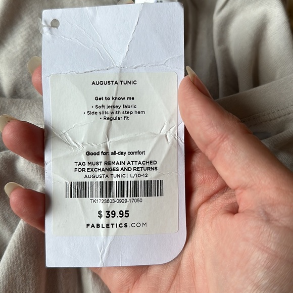 NWT Fabletics tunic tank top - Picture 5 of 5